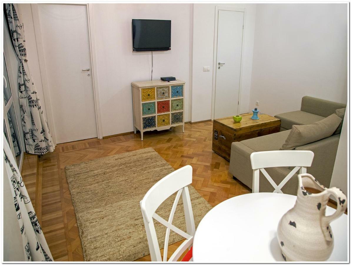 Skyview Old Town Apartment ブカレスト エクステリア 写真