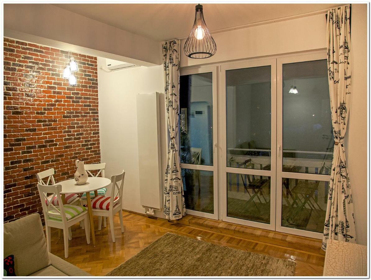 Skyview Old Town Apartment ブカレスト エクステリア 写真