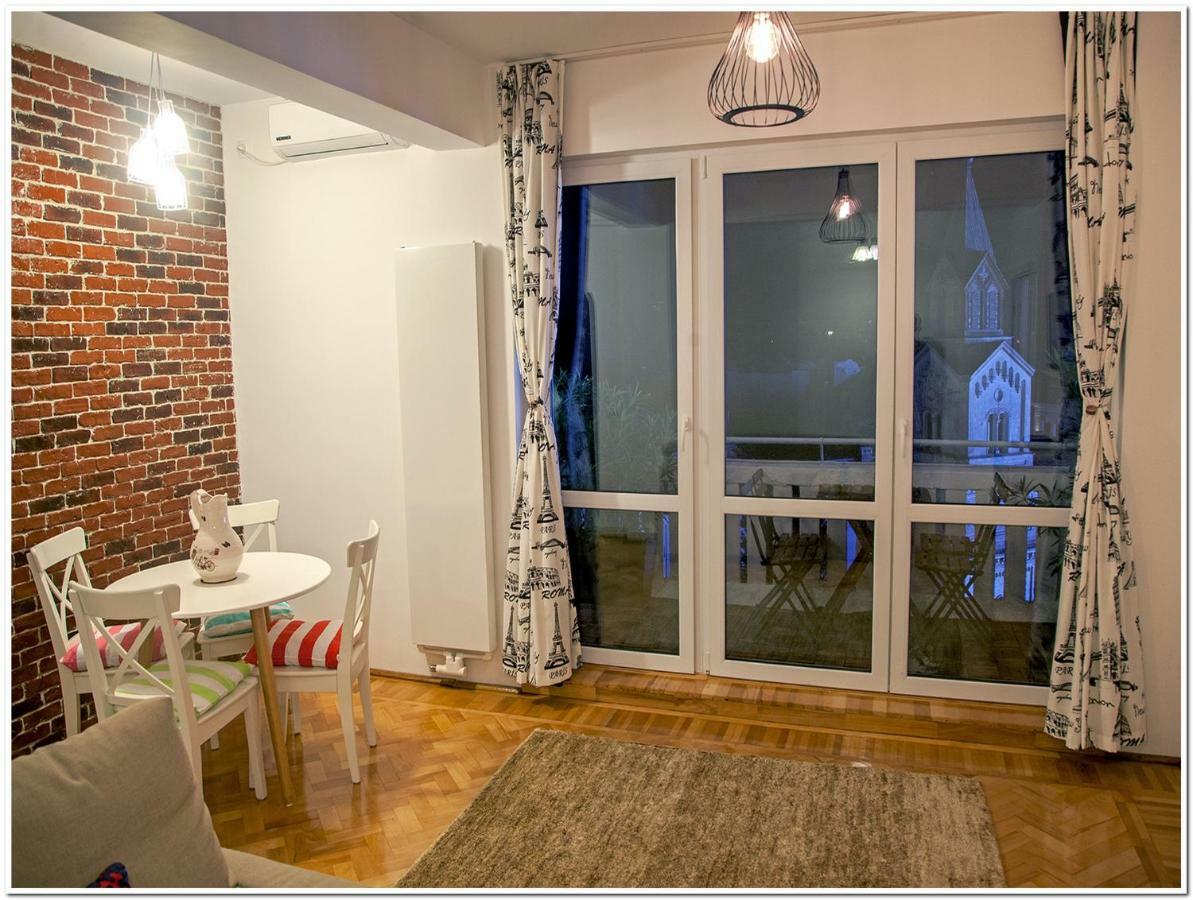 Skyview Old Town Apartment ブカレスト エクステリア 写真